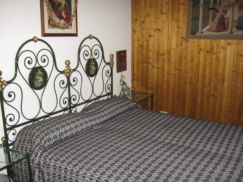 Appartement Le Tre Rose Montagna à Camigliatello Silano Chambre photo