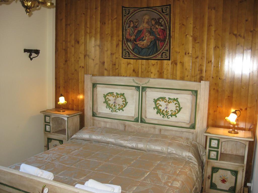 Appartement Le Tre Rose Montagna à Camigliatello Silano Extérieur photo